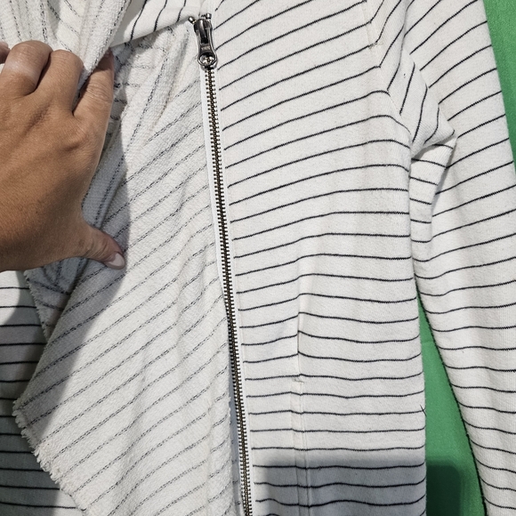 We The Free Cream Striped Cowl Neck Sweater EUC XS - Oversized - Picture 4 of 4